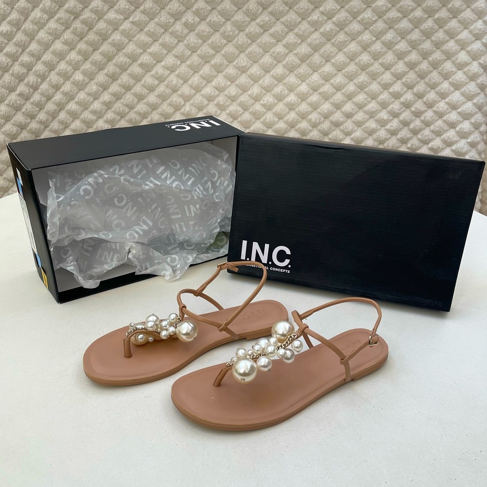 *NEW* I.N.C. Nude pearl Flats! Beautiful and comfortable sandals!MULTIPLE SIZES!